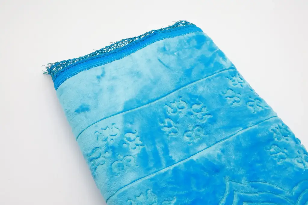 Thick Velvet Prayer Mats   