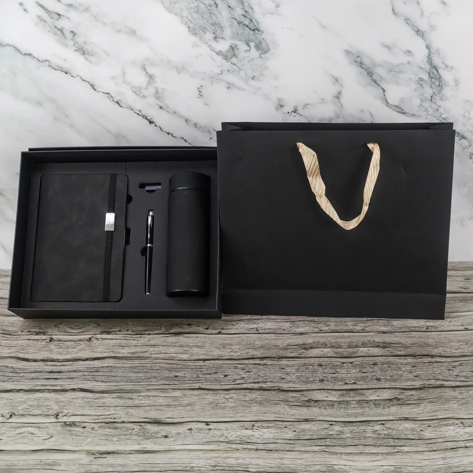 Elegant Gift Set – Notebook, Pen, Bottle & USB