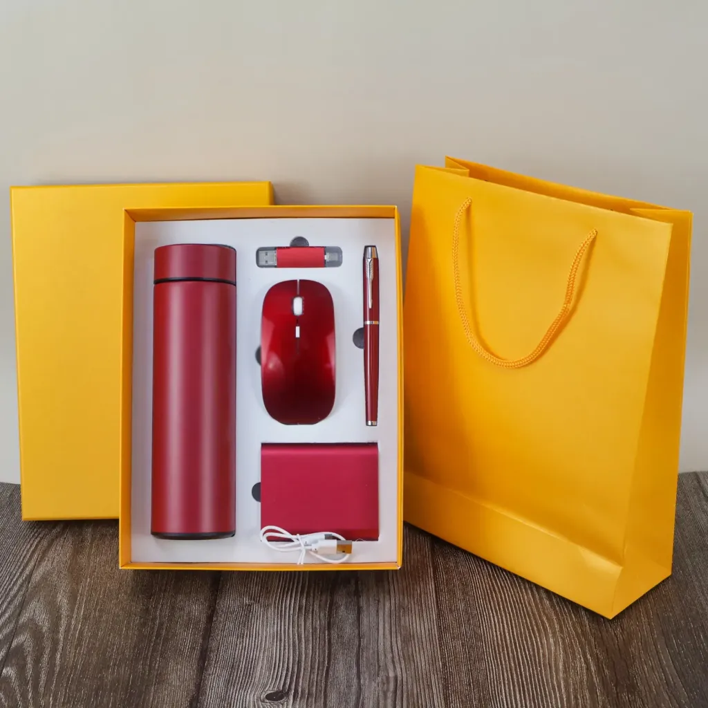 Ultimate 5-Piece Tech Gift Set