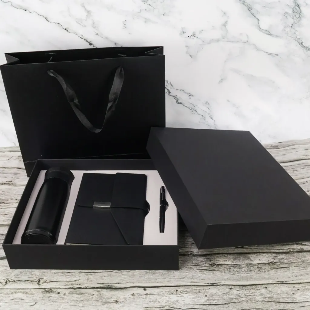 Premium Gift Set – Notebook, Metal Pen & Thermal Bottle