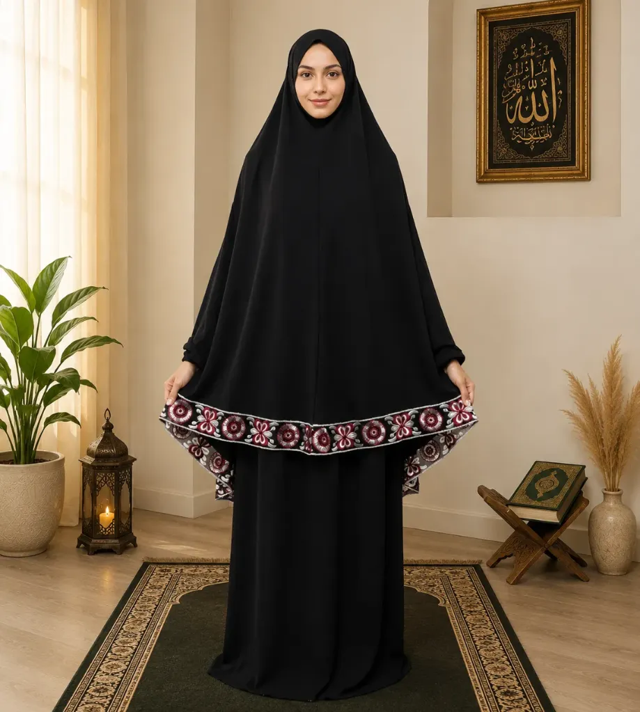 Medallion Embroidery Prayer Set Black 
