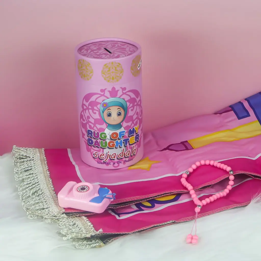 Kids Prayer Rug Set with Rosary and Camera (Pink)