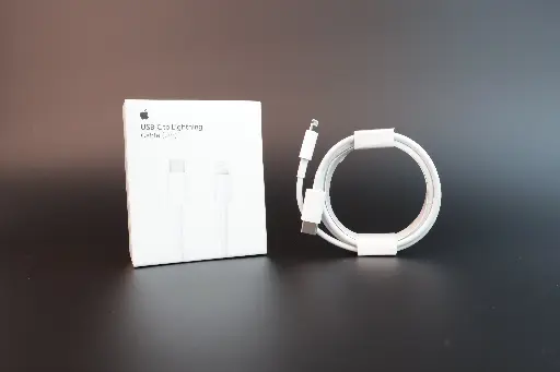 (iPhone Cable USB-C (2cm 